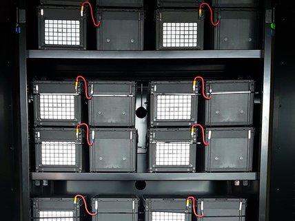 Verbund aus mehreren Brennstoffzellen